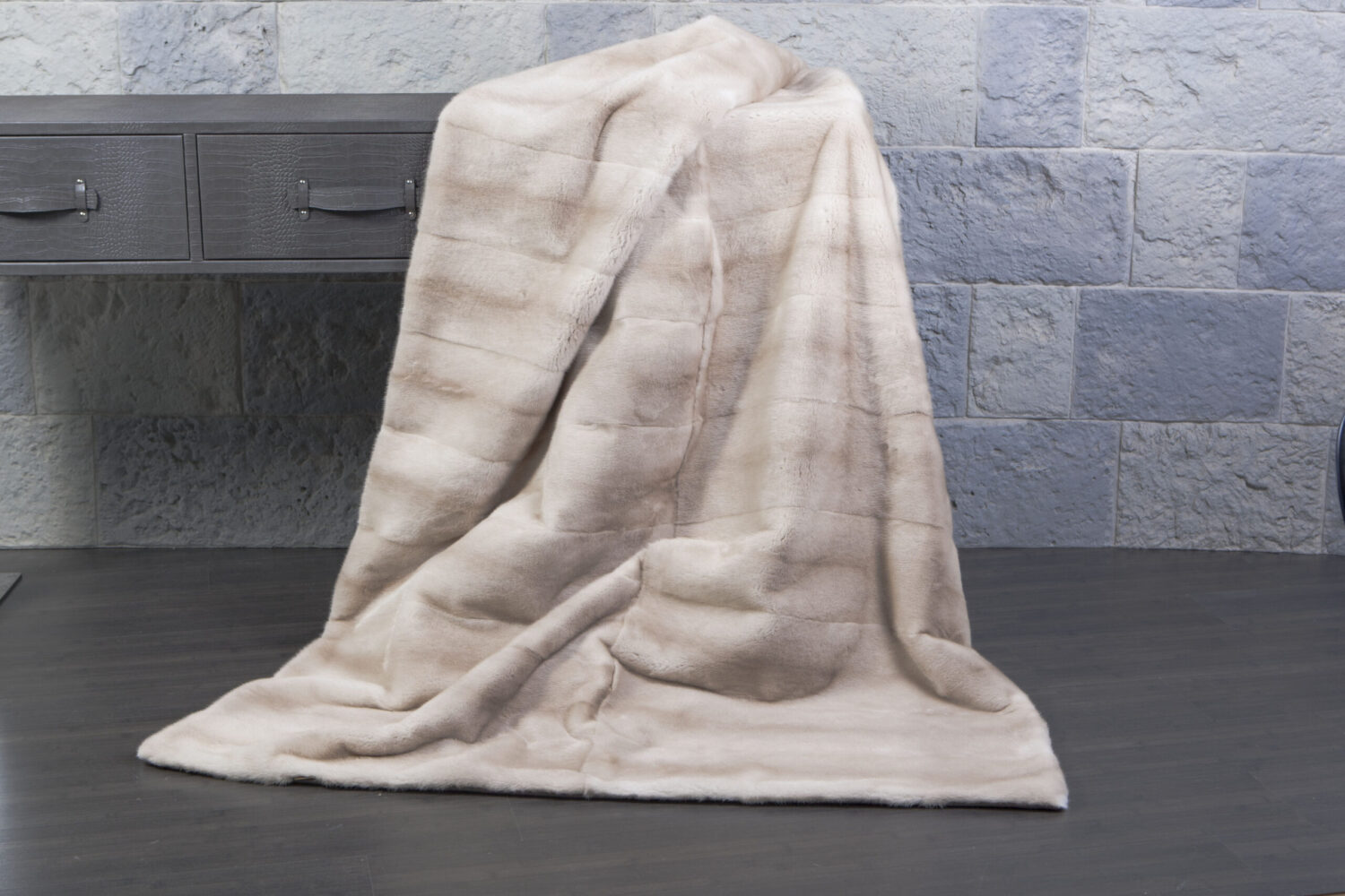 Palomino Natural apricot Mink Fur Blanket